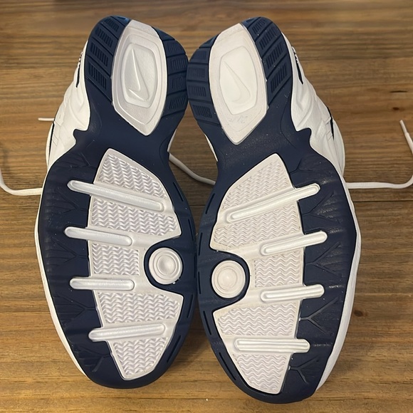 Nike Air Monarch IV Men’s 9.5W 4E white Walking Dad Shoes 416355–102 - Picture 7 of 10